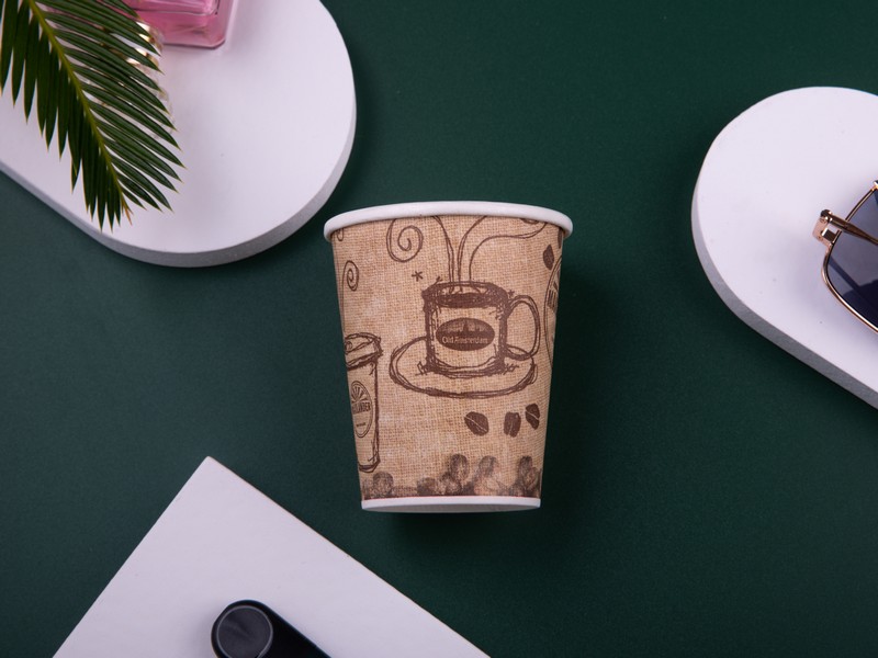 Почему нельзя перерабатывать бумажные кофейные чашки?